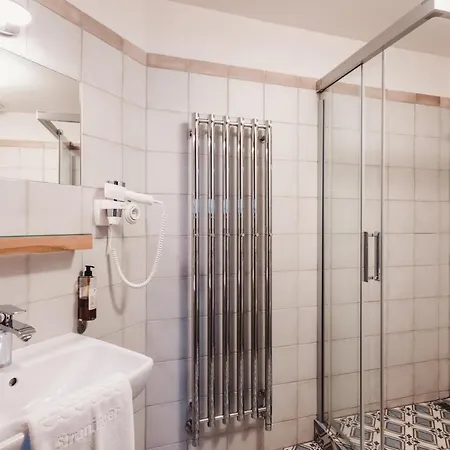 Pensjonat Alt Straninger