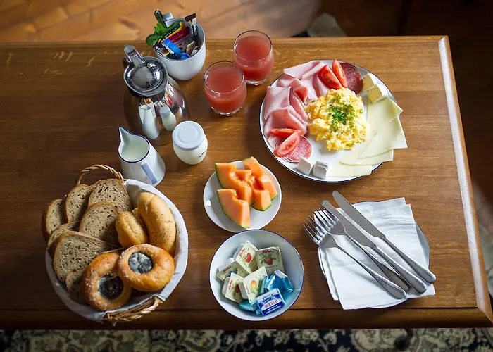 Πανσιόν Alt Straninger 3*